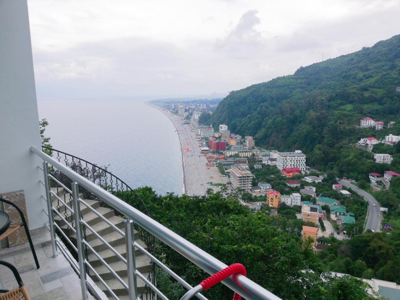 Albatross Kvariati Guest House ภายนอก รูปภาพ