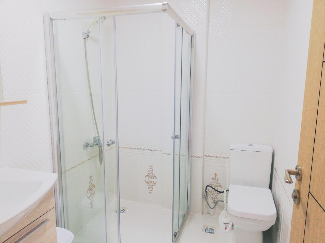 Albatross Kvariati Guest House ภายนอก รูปภาพ